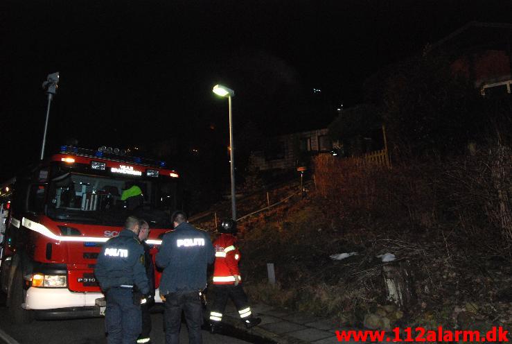 Brand i Villa. Ømkulevej i Vejle. 27/02-2013. Kl. 19:09.