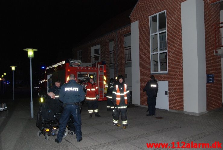 Brand i køkken. Gulkrog 14 i Vejle. 07/03-2013. Kl. 20:10.