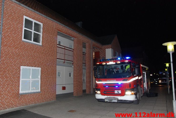 Brand i køkken. Gulkrog 14 i Vejle. 07/03-2013. Kl. 20:10.