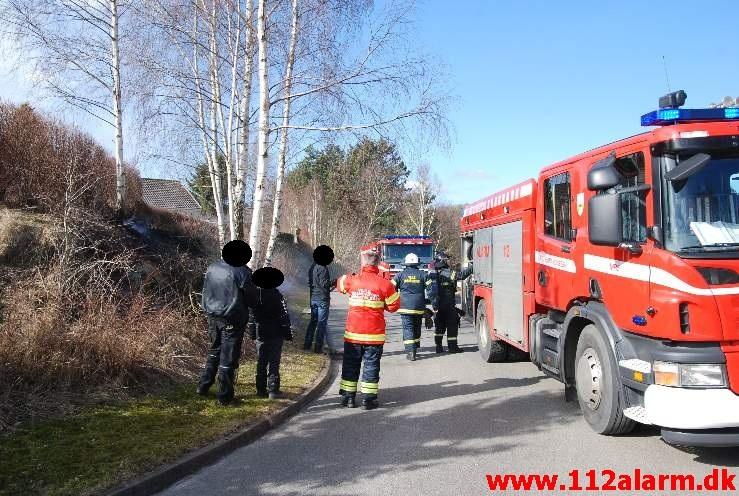 Mindre Naturbrand. Skibet Bakkevej i Skibet. 09/03-2013. Kl. 12:39.