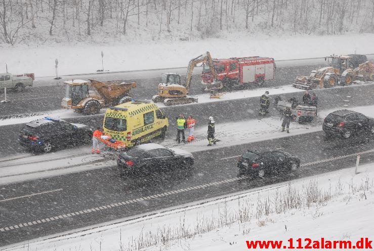 Havnet på taget. Motorvejen E45 ved Vejle. 16/03-2013. Kl. 13:59.