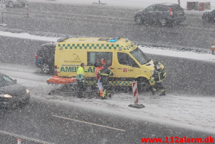 Havnet på taget. Motorvejen E45 ved Vejle. 16/03-2013. Kl. 13:59.