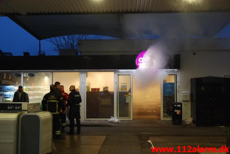 Brand i butikken. Koldingvej i Vejle. 12/04-2013. Kl. 06:18.