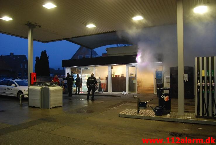 Brand i butikken. Koldingvej i Vejle. 12/04-2013. Kl. 06:18.