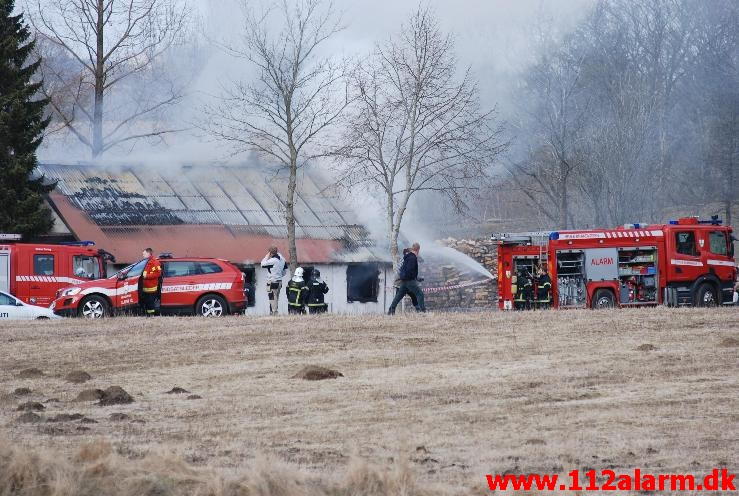 Gård brand. Grødevej Vonge. 13/04-2013. Kl. 16:36.