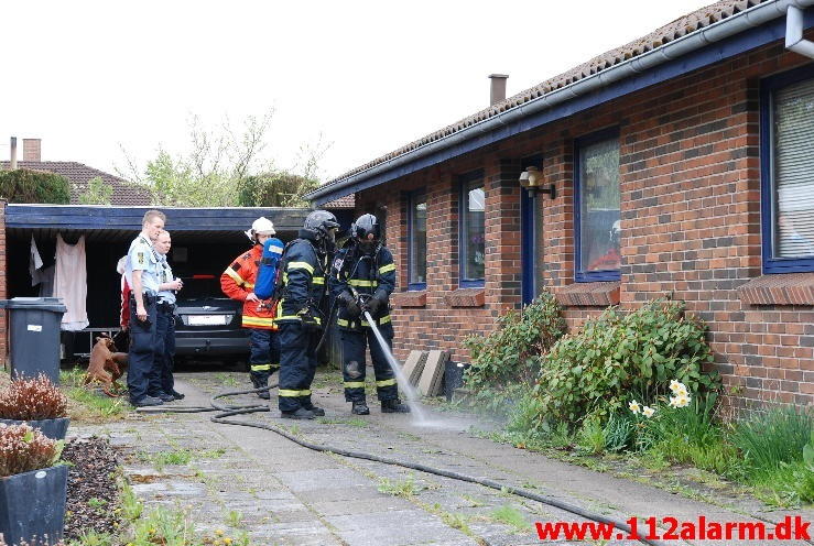 Ild i opvaskemaskine. Atlasvej i Vejle. 13/05-2013. Kl. 15:59.