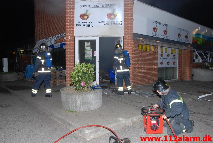 Brand i Butik. Søndergade i Vejle. 27/05-2013. Kl. 00:43.