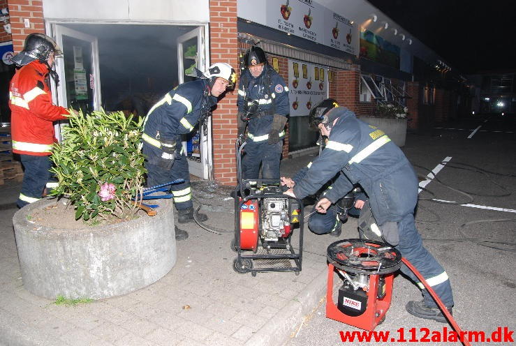 Brand i Butik. Søndergade i Vejle. 27/05-2013. Kl. 00:43.