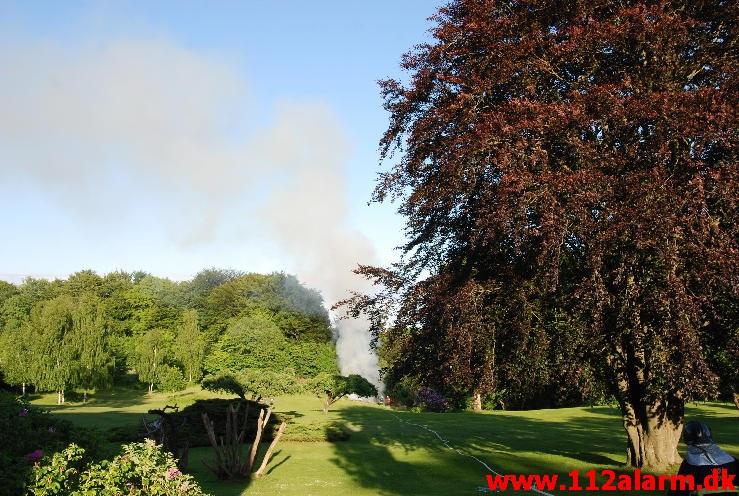 Skovbrand Børne og Ungecentret Solvej 62 i Vejle Ø. 05/06-2013. Kl. 19:34.