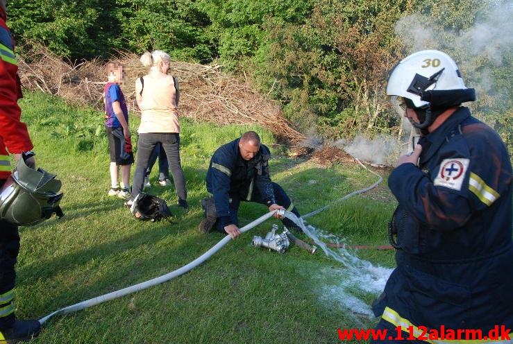 Skovbrand Børne og Ungecentret Solvej 62 i Vejle Ø. 05/06-2013. Kl. 19:34.