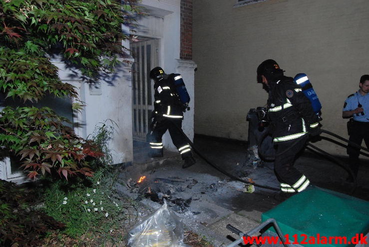 Brand i Villa. Fredericiavej 2 i Vejle. 15/06-2013. Kl. 00:01.