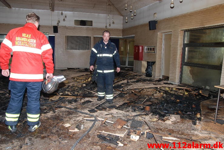 Brand på Petersmindeskolen. Petersmindevej 25 i Vejle. 23/06-2013. Kl. 06:12.