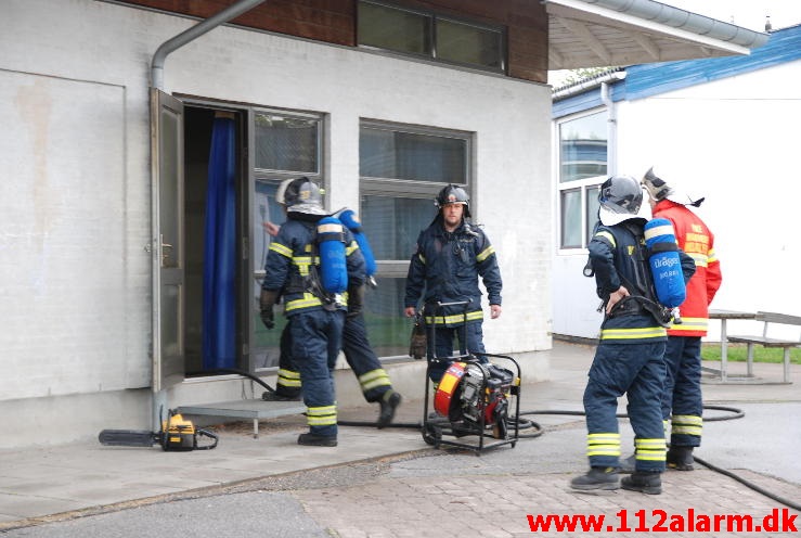 Brand på Petersmindeskolen. Petersmindevej 25 i Vejle. 23/06-2013. Kl. 06:12.