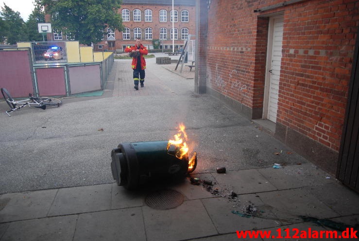 Containerbrand. Strandgade i Vejle. 27/06-2013. Kl. 21:46.