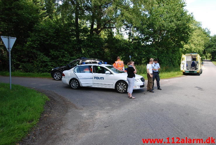 Voldsomt trafikuheld. Hærvejen og Gødding Skovvej. 09/07-2013. Kl. 15:02.