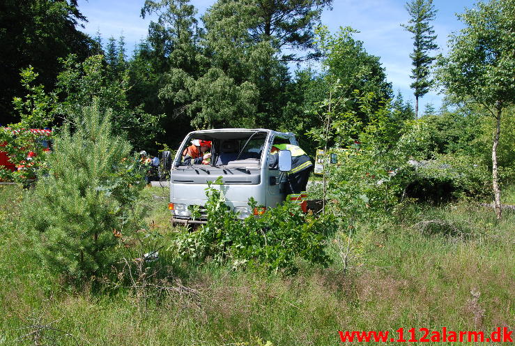 Voldsomt trafikuheld. Hærvejen og Gødding Skovvej. 09/07-2013. Kl. 15:02.