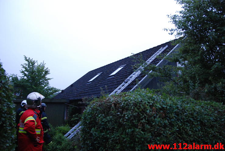 Lynet slog ned i huset. Dybbølvej 5 i Vejle. 27/07-2013. Kl. 05:30.