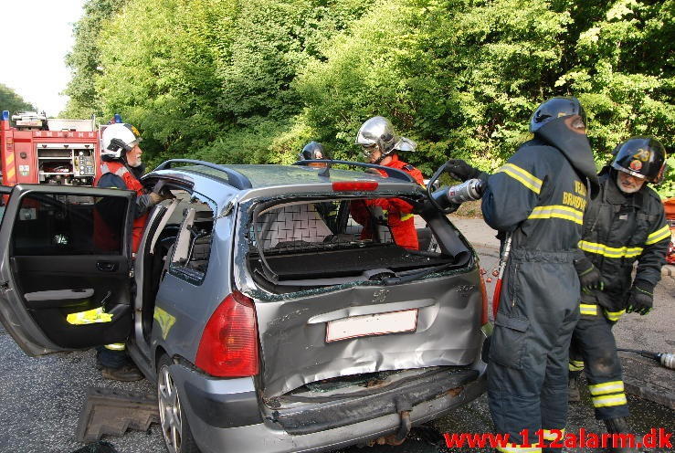 3 Biler var kørt op bag i hinanden. Horsensvej i Vejle. 14/08-2013. Kl. 8:39.