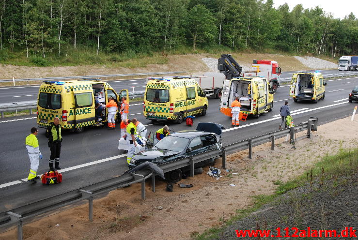 Toyota forsøgte at stikke af fra Politiet. E45 i Nordgårde retning ved 110 Km. 16/08-2013. Kl. 12:10.