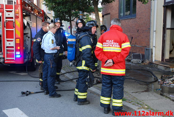 Brand i opgang. Nyboesgade 31 i Vejle. 25/08-2013. Kl. 19:55.