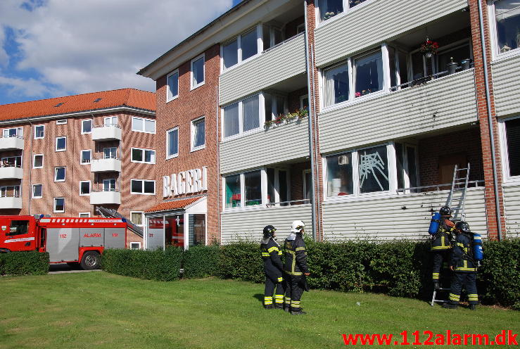 Brand i Etageejendom Svendsgade 13 i Vejle. 26/08-2013. Kl. 15:52.