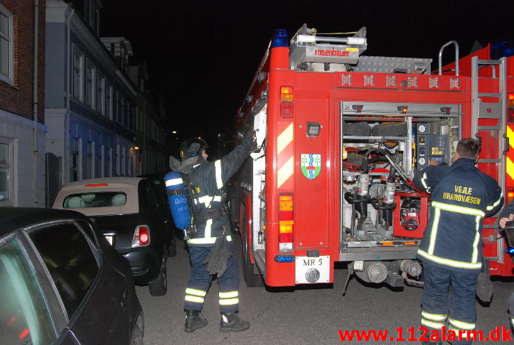 Brand i Køkkenet. Linnemannsgade 1B i Vejle. 14/09-2013. Kl. 02:23.