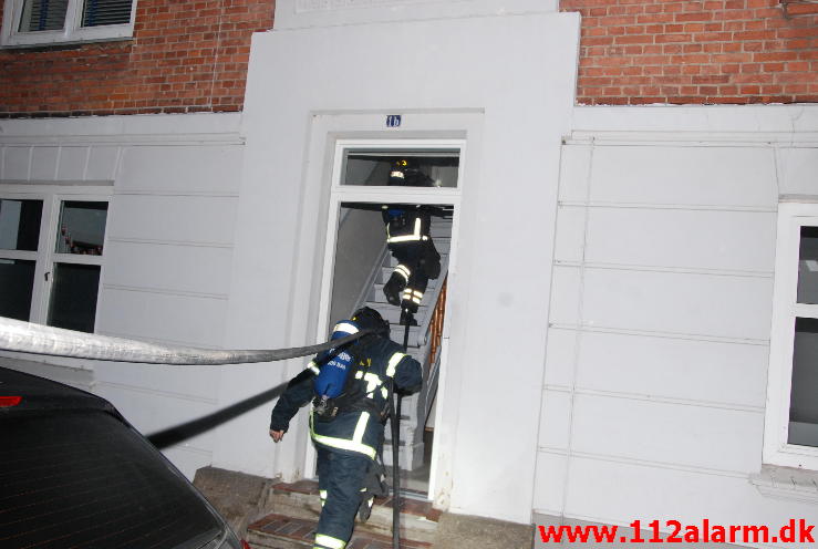 Brand i Køkkenet. Linnemannsgade 1B i Vejle. 14/09-2013. Kl. 02:23.