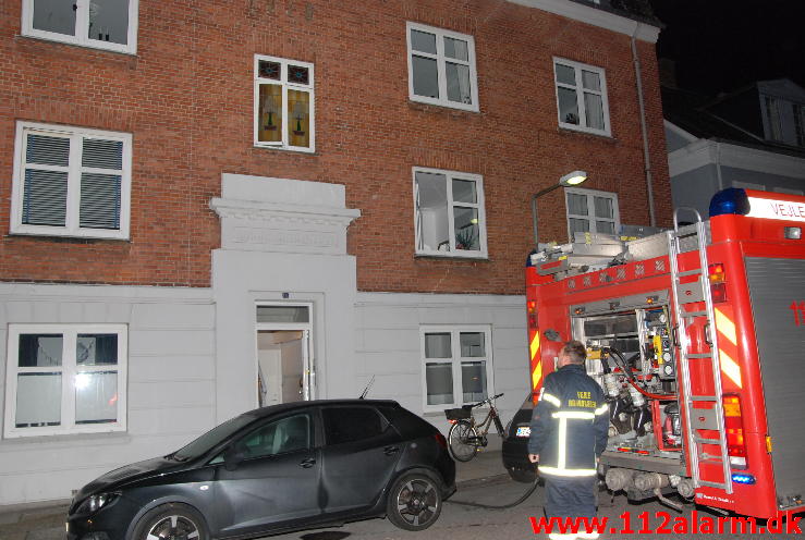 Brand i Køkkenet. Linnemannsgade 1B i Vejle. 14/09-2013. Kl. 02:23.