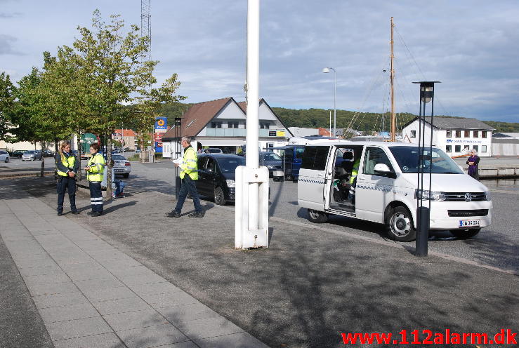 Skat og Politiet lavet kontrol. Vejle Havn. 19/09-2013. Kl. 16:00.