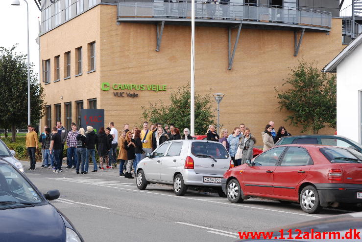 Fik et ildebefindende. Vester Engvej ved Campus Vejle. 25/09-2013. Kl. 11:46.