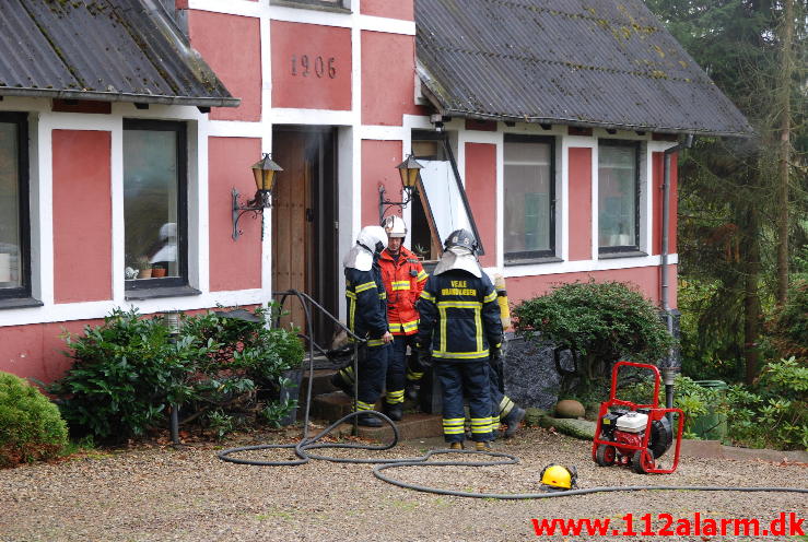 Gårdbrand. Røde Møllevej ved Daugård. 19/10-2013. Kl. 14:55.