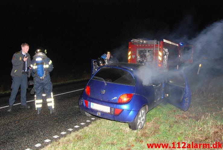 Bilbrand. Vongevej mellem Grejs og Sandved. 27/10-2013. Kl. 19:34.