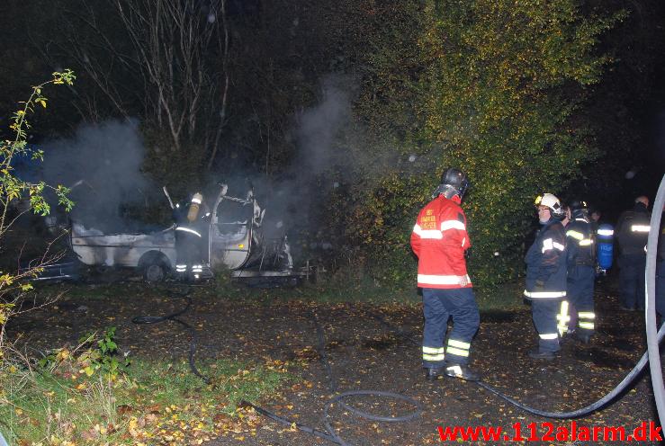 Brand i Campingvogn. Vongevej Fløjstrup. 27/10-2013. Kl. 22:32.