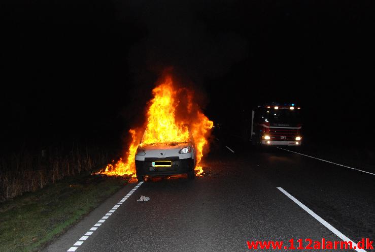 Bilbrand. Bredstenvej mellem Vejle og Skibet. 13/11-2013. Kl. 18:42.