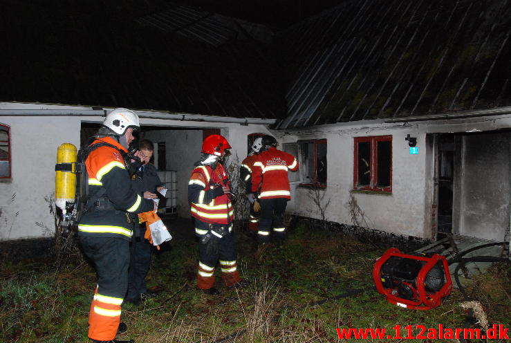 Gårdbrand. Ollerupvej Bredsten ved gammelby 27/11-2013. Kl. 23:40.