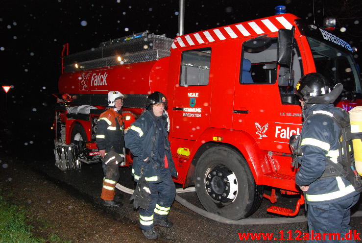 Villa Brand. Fåruphusvej 10 ved Gammelby. 27/11-2013. Kl. 19:56.