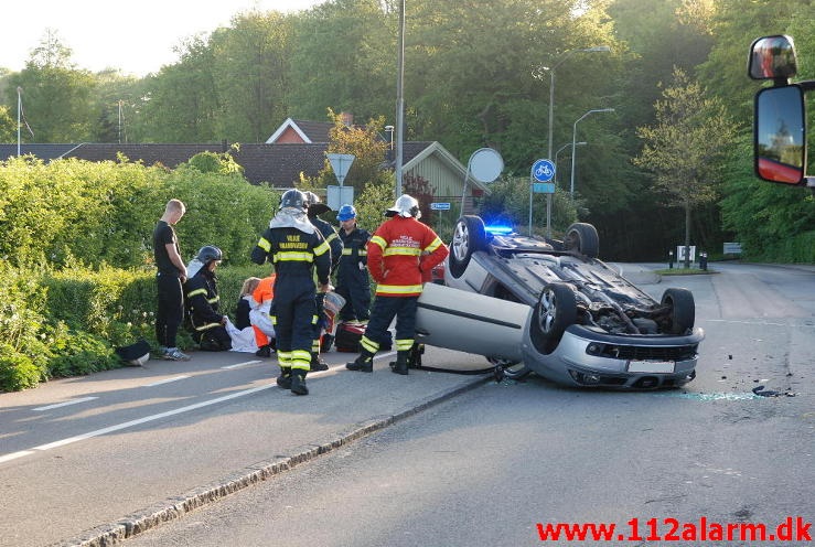 Bilist blændet af solen.