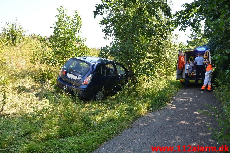 Trafikuheld med fastklemt.