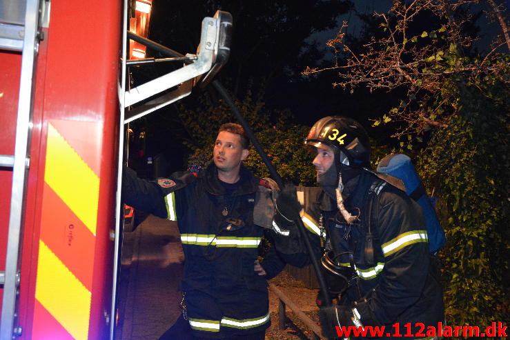 Bygn.brand-Etageejendom. Amaliegade i Børkop. 17/09-2014. Kl. 19:57.