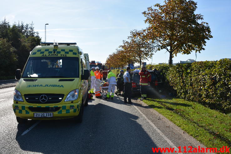 FUH med fastklemte ved Motorvejen. Horsensvej ved Motorveje i Vejle. 02/10-2014. Kl. 14:46.