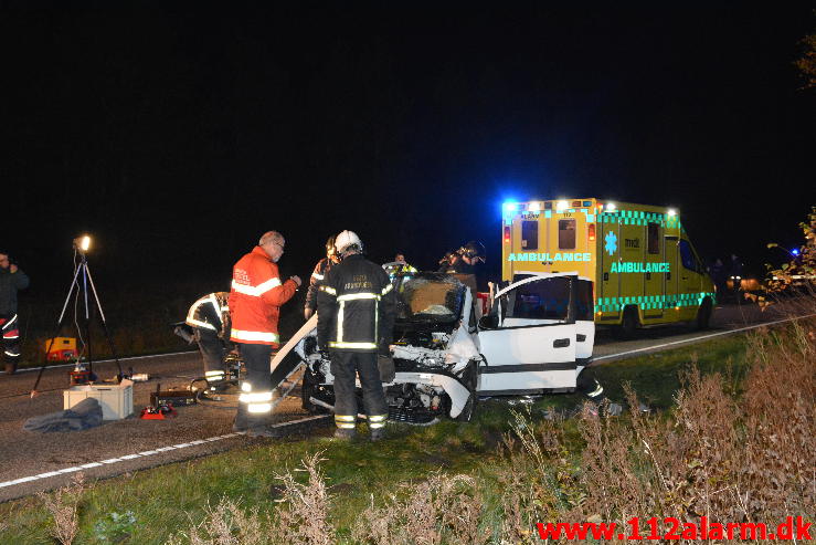 FUH med fastklemt. Viborg h Hovedvej (A13) ved Tørring. 29/10-2014. Kl. 19:57.