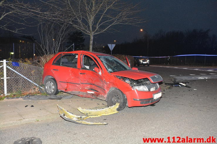 Trafikuheld med fastklemt. Viborgvej i Vejle. 30/11-2014. Kl. 16:04.