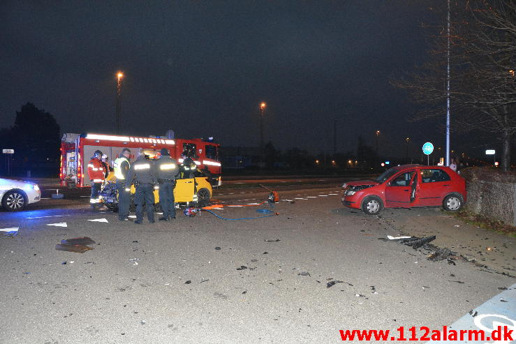 Trafikuheld med fastklemt. Viborgvej i Vejle. 30/11-2014. Kl. 16:04.