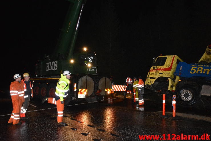 Chauffør ville undvige et rådyr. Hampen, Vejlevej A13. 19/12-2014.