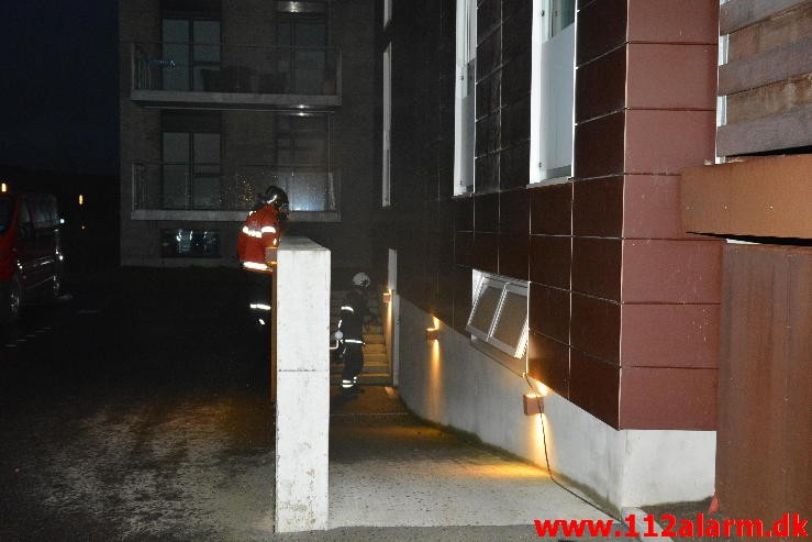 Brand Etageejendom . Stævnen 13 på Havnen i Vejle. 19/12-2014. Kl. 16:23.