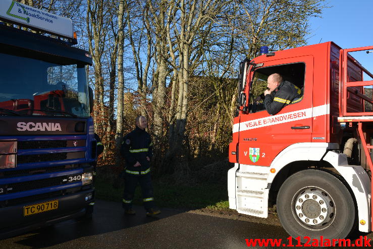 Større forurening Gylleudslip. Hammervej ved Tørring. 06/12-2014. Kl. 09:53.