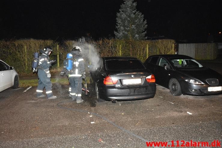 Bilbrand nytårsaften. Hasselvænget i Vejle. 01/01-2015. Kl. 03:03.