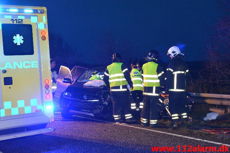 Trafikuheld med fastklemt. Viborg Hovedvej ved Tørring. 09/01-2015. Kl. 16:05. 