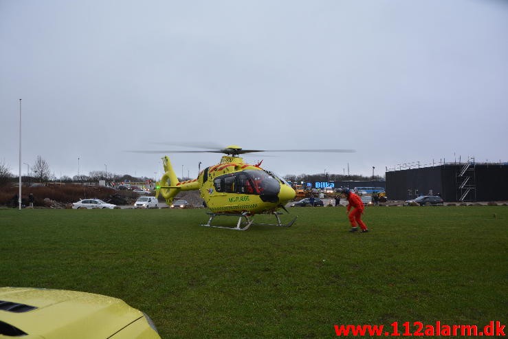 Brand i industribygning. Dandyvej i Vejle. 11/01-2015. Kl. 13:35.