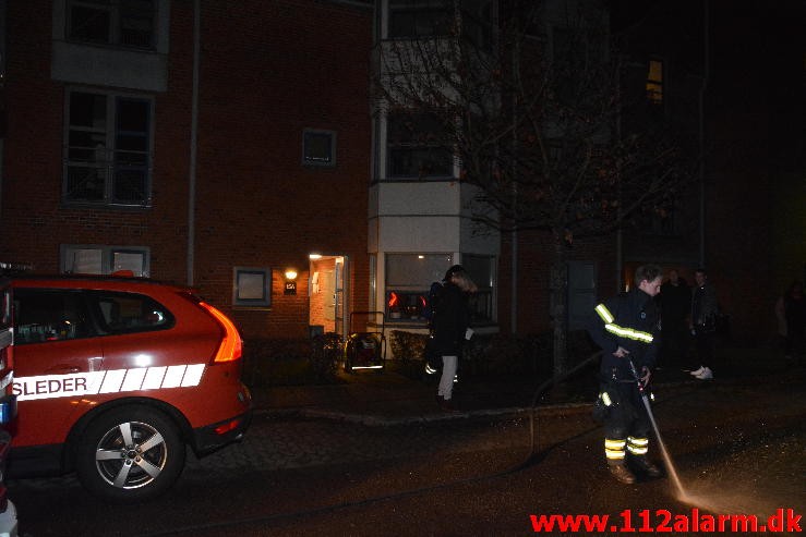 Gaslugt i bygning. Valdemarsgade 15 i Vejle. 13/01-2015. Kl. 18:02.